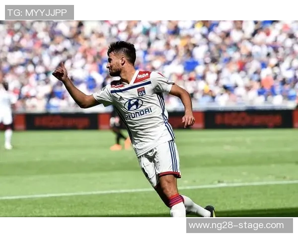 波尔图与里昂友谊赛激战四季神扑时刻引发全场狂欢点评