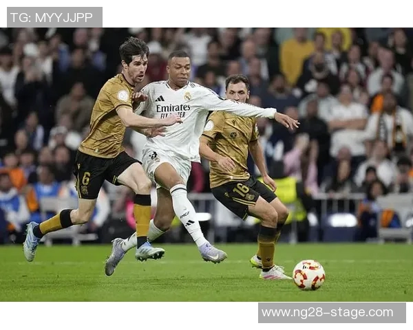 国王杯精彩对决皇马逆转曼联帽子戏法点燃全场激情