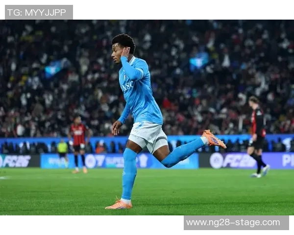 曼联狂胜AC米兰6-2帽子戏法点燃足总杯激情时刻集锦 曼联狂胜AC米兰6-2帽子戏法点燃足总杯激情时刻集锦