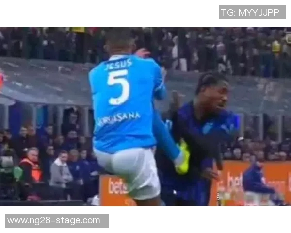 中超精彩对决国米与利物浦战成平局帽子戏法引发争议判罚热议