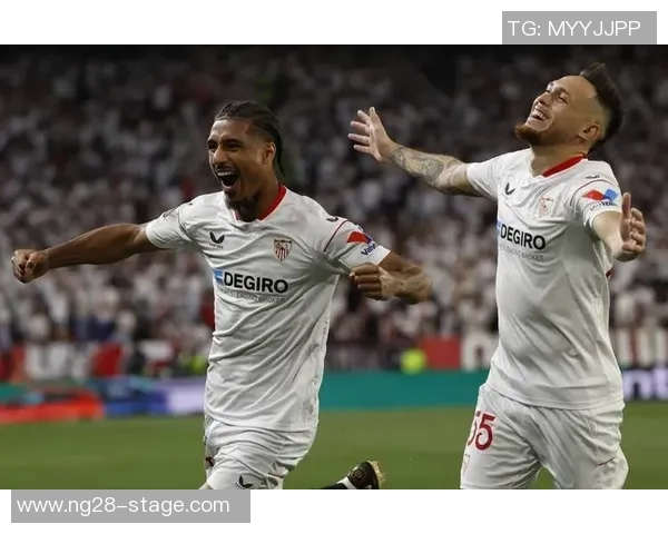 西甲激战：多特蒙德与尤文图斯战成平局引发全场热议与惊喜瞬间回顾