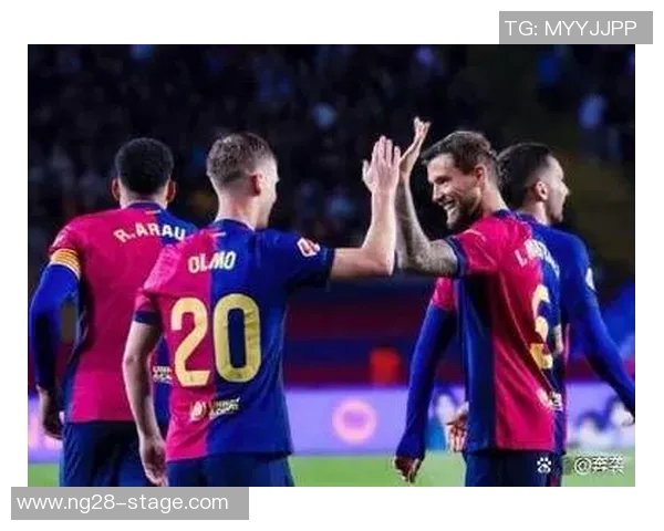 国王杯激战巴萨小胜曼联引发争议判罚全场沸腾 国王杯激战巴萨小胜曼联引发争议判罚全场沸腾