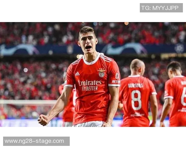 本菲卡大胜阿森纳5-0友谊赛精彩瞬间引发全场热烈欢呼