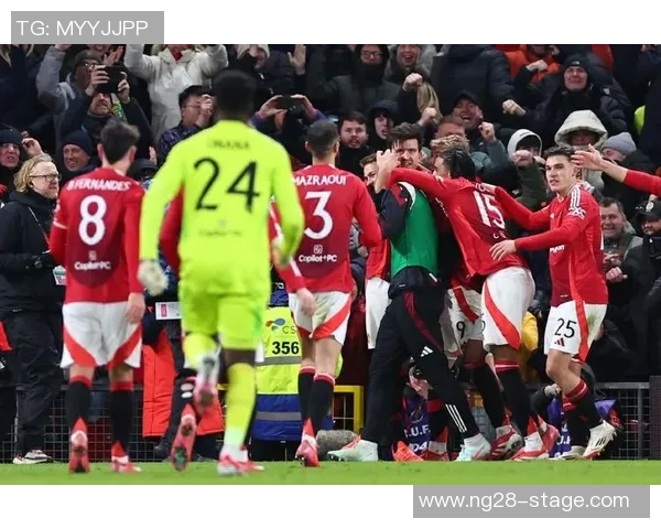 足总杯激战尤文图斯逆转曼联补时绝杀全场沸腾