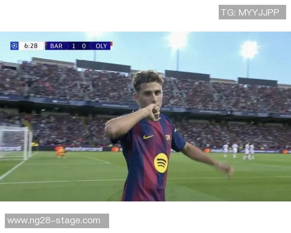 巴萨主场大胜里昂四球狂潮与争议判罚引发热议